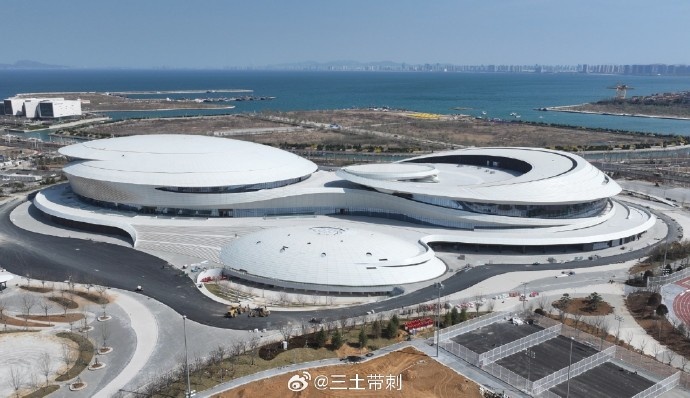 媒体人:俱乐部杯烟台赛区采用新建体育中心 8月8日正式开放运营 媒体人:俱乐部杯烟台赛区采用新建体育中心 8月8日正式开放运营