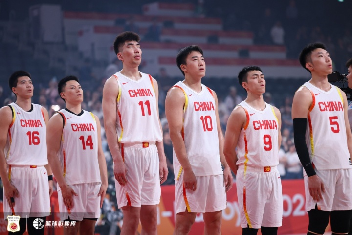 鲁媒：中国男篮未来究竟该怎么办？核心在哪？未来希望寄托在哪？